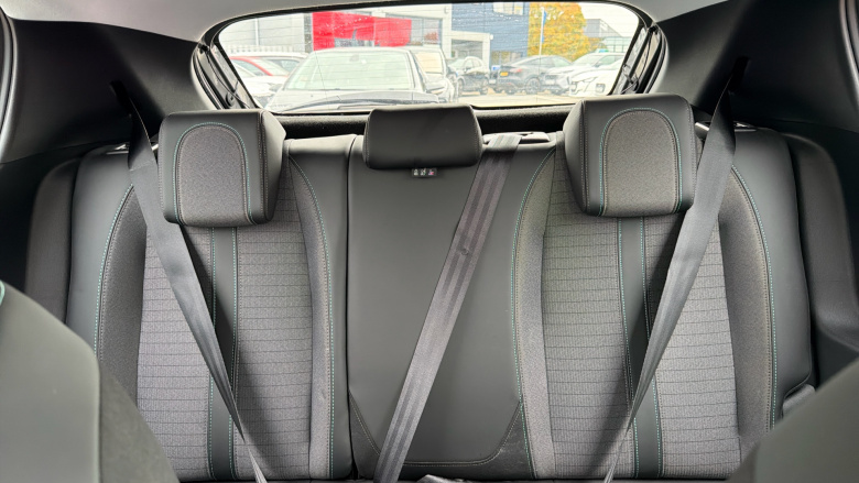 Peugeot 208 1.2 PureTech 100 Allure Premium 5dr Petrol Hatchback